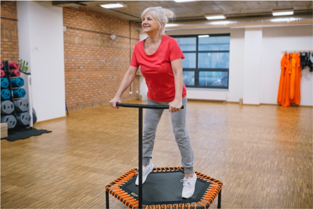 5 Benefits of Strength Training for Older Women